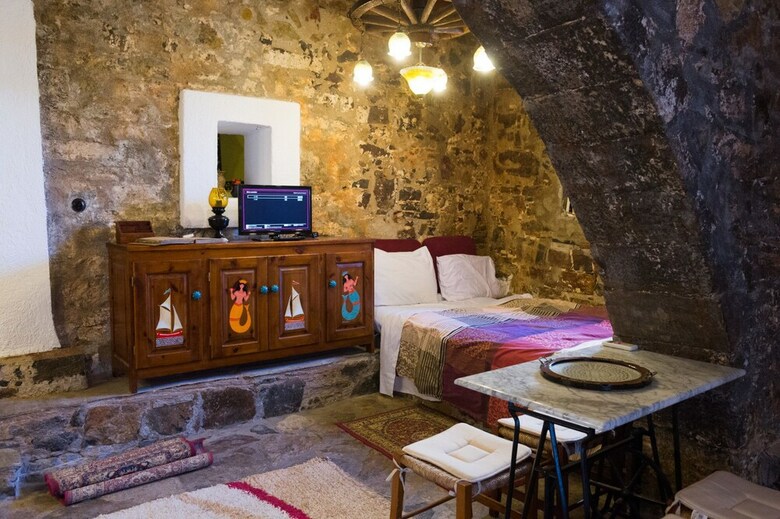 Homes Of Cretan Tradition