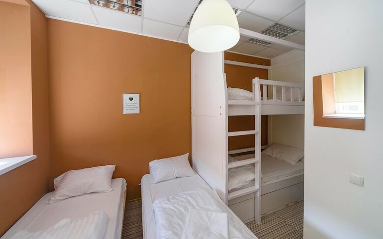 Hostal Krovat Na Deribasovskoy