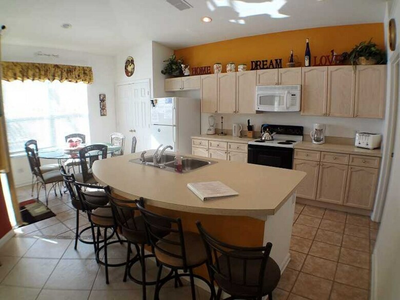 4br 3ba Home In Windsor Palms By Cv-8112