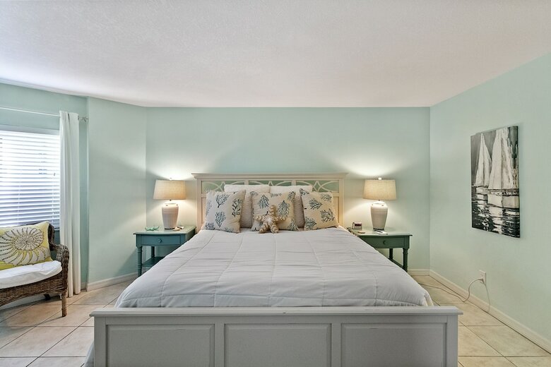 Tropical Suites At Sunglow Resort