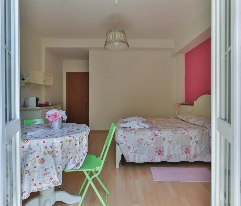Hotel Affittacamere Casa Lorelei
