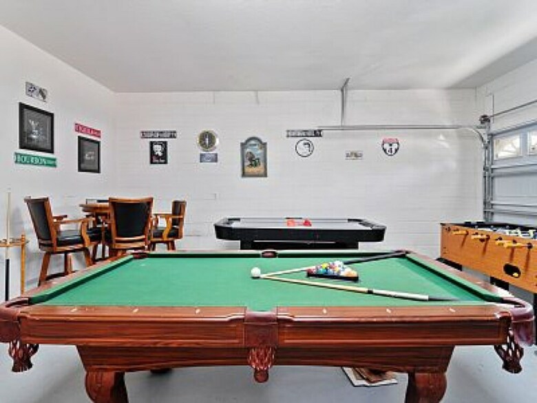 4br 3ba Home In Windsor Palms By Cv-8115