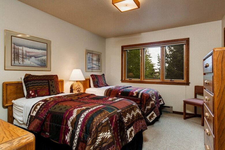 Abode At Teewinot Cabin
