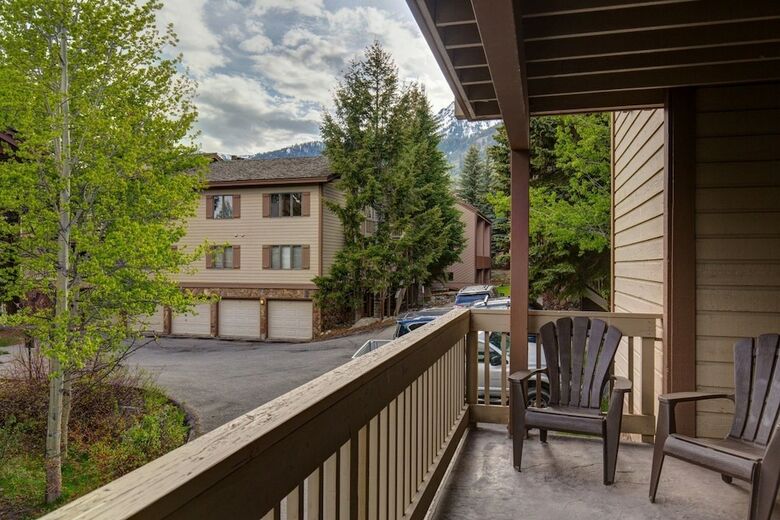 Abode At Teewinot Cabin