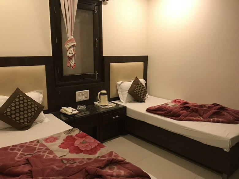 Hotel Avtar At New Delhi Railway Station