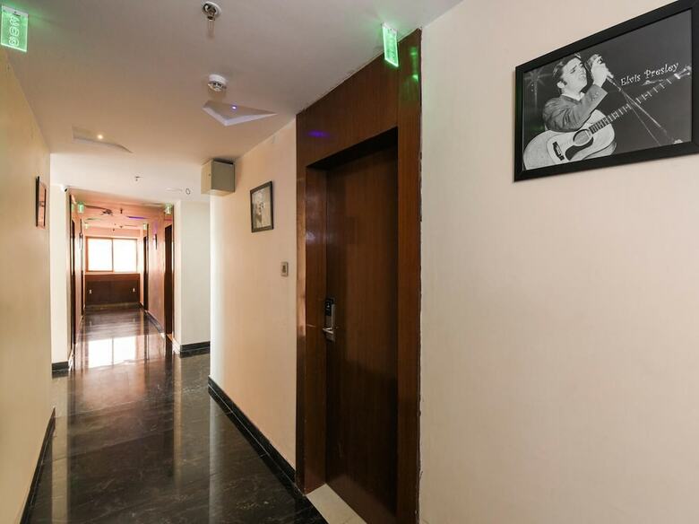 Rohini Jazz Hotel