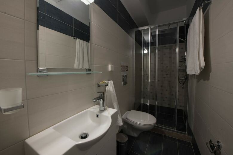 Hotel Elenas Rooms