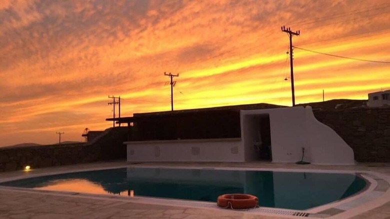 Hotel Evagelia's Place