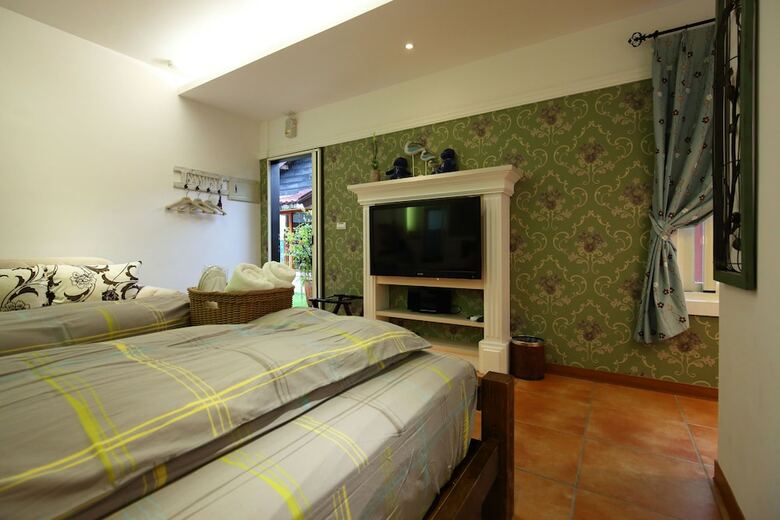 Jasmine Orange B&B