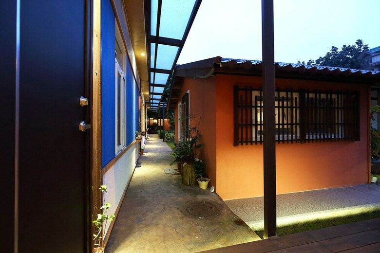 Jasmine Orange B&B