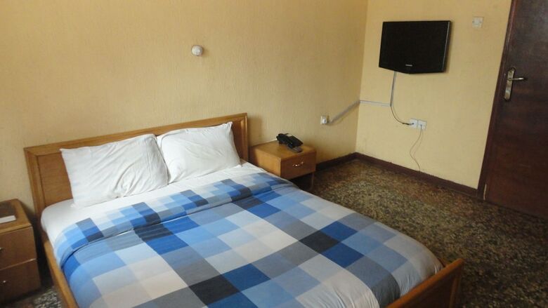 Hotel Wuraola Guest Inn