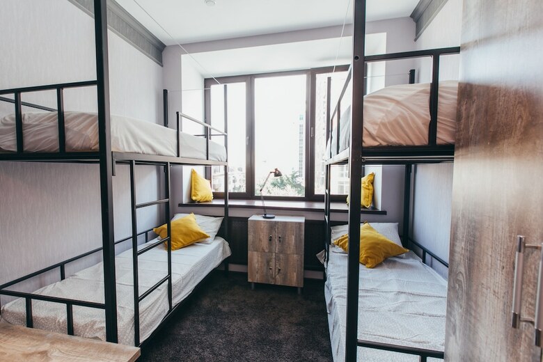 Hostal Karlson - Hostel