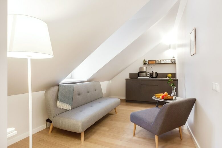 Jolly Apartments