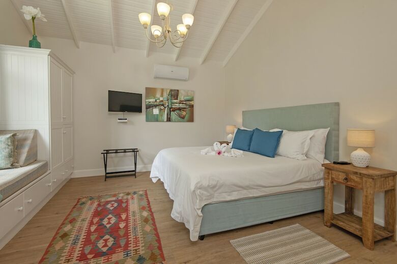 Hotel Malayla Guesthouse - Adults Only