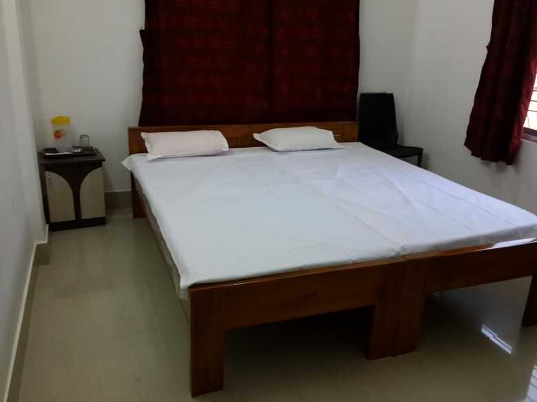 Hotel Lodge Lipika