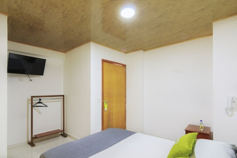 Hotel Ayenda 1508 Rubi
