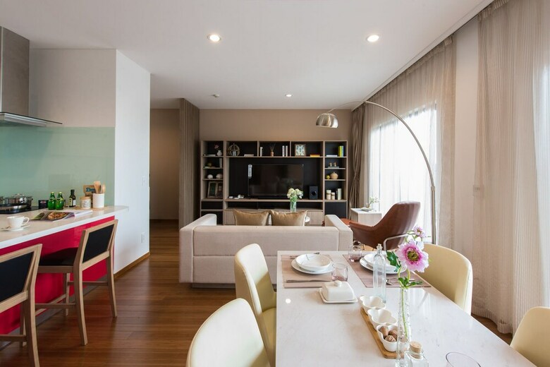 Hotel Roygent Parks Hanoi