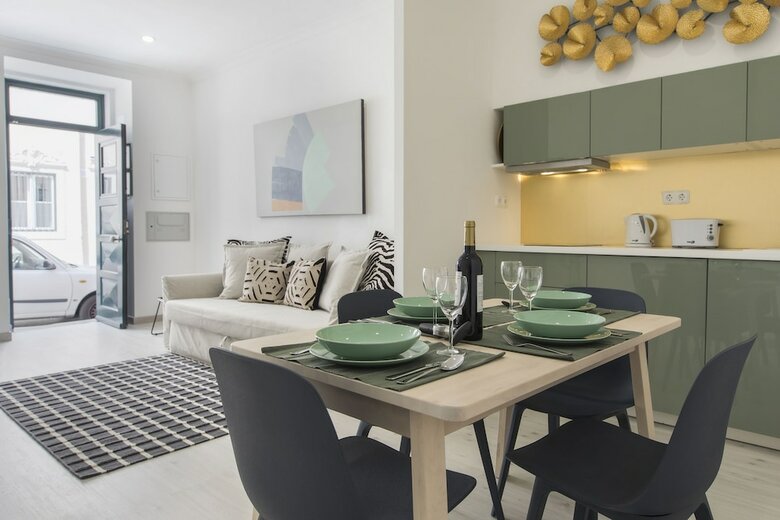 Apartamentos Principe Real Elegant Flat With Terrace