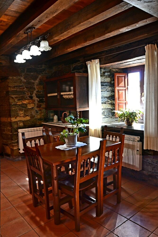 Apartamentos Rurales Ron