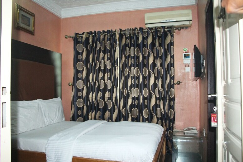 Hotel Green Royal Suites