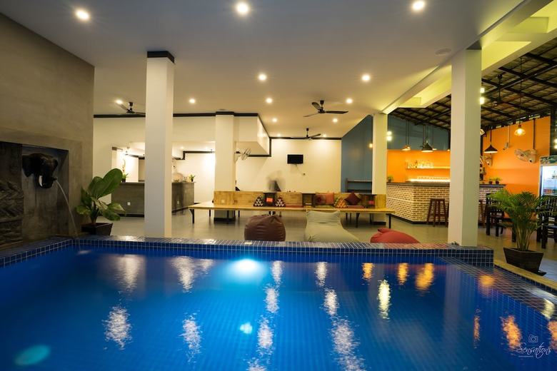 Hostal Noni Tree Hostel