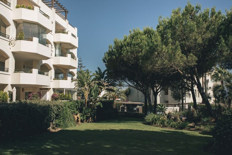 Apartamentos Hacienda Playa By Caleta Homes