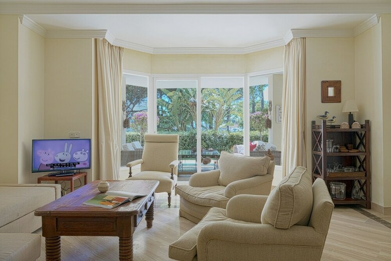 Apartamentos Hacienda Playa By Caleta Homes