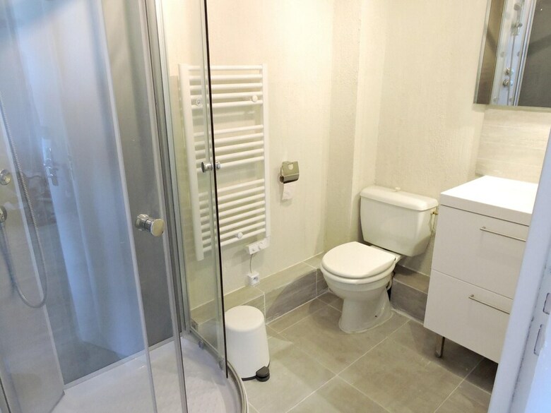 Apartment With One Bedroom In Orl�ans, With Wifi