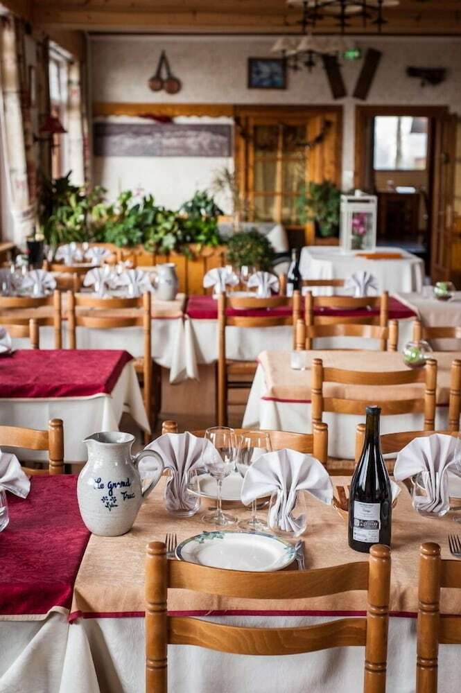 Hotel H�tel Le Grand Truc