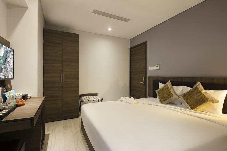 Diamond Nha Trang Hotel