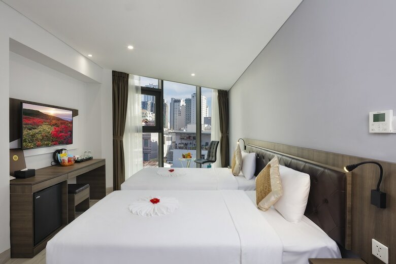 Diamond Nha Trang Hotel