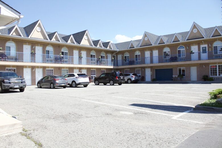 Motel Grewals Inn And Suites By Elevate Rooms
