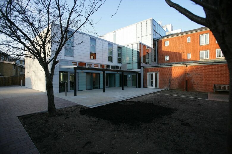 Hostal Davies Court