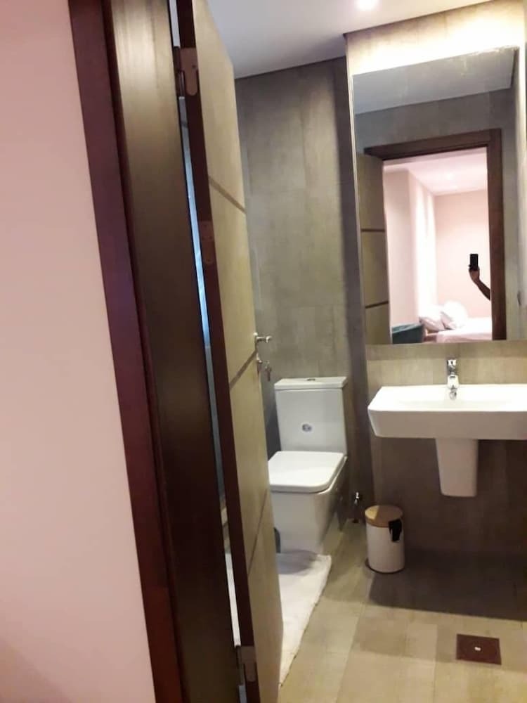 The Urban Apartments & Suites