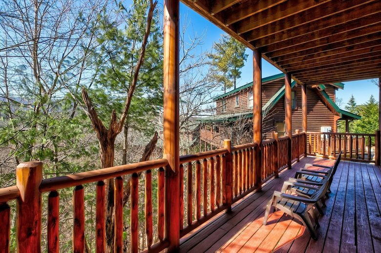 Charming Cabin Hot Tub And Pool Access