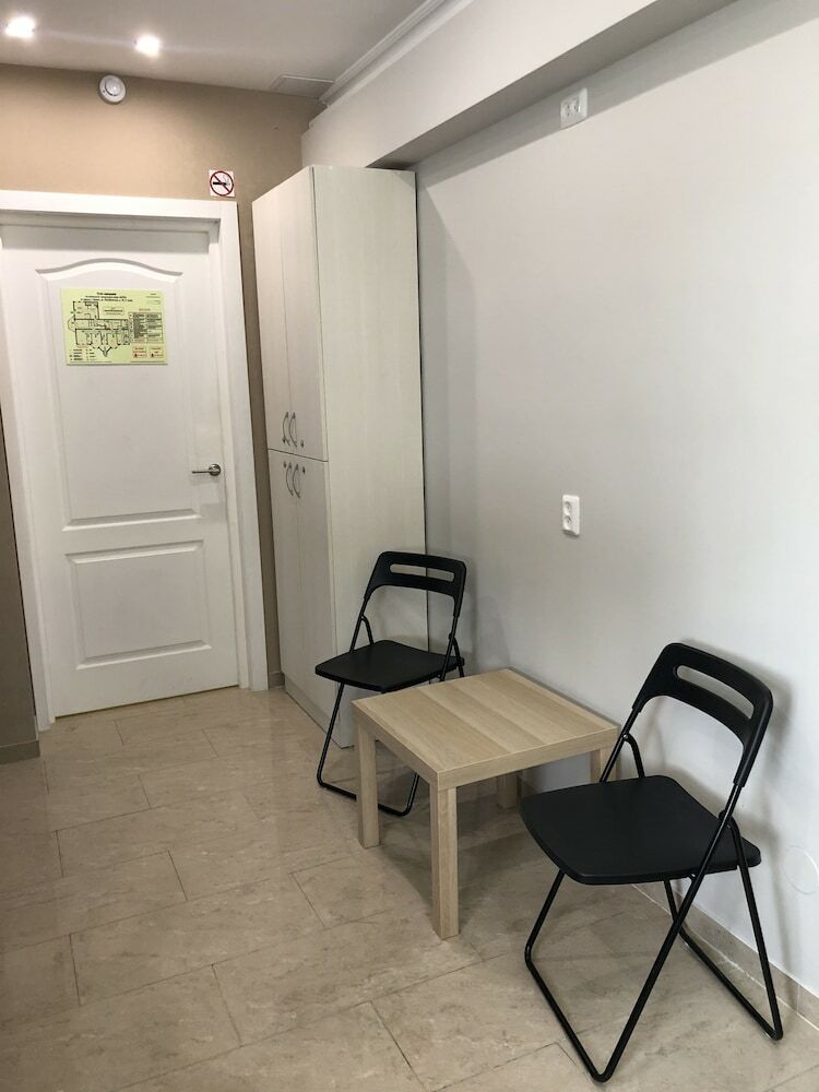 Hostal Kupe Capsule Hotel & Hostel