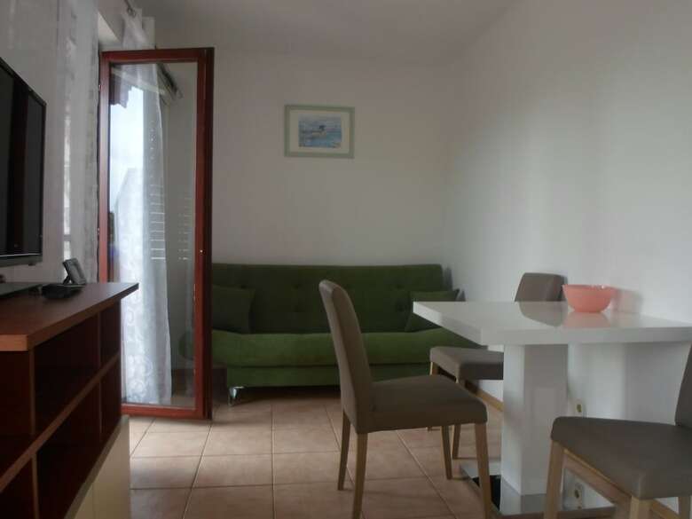 Apartmani Golic