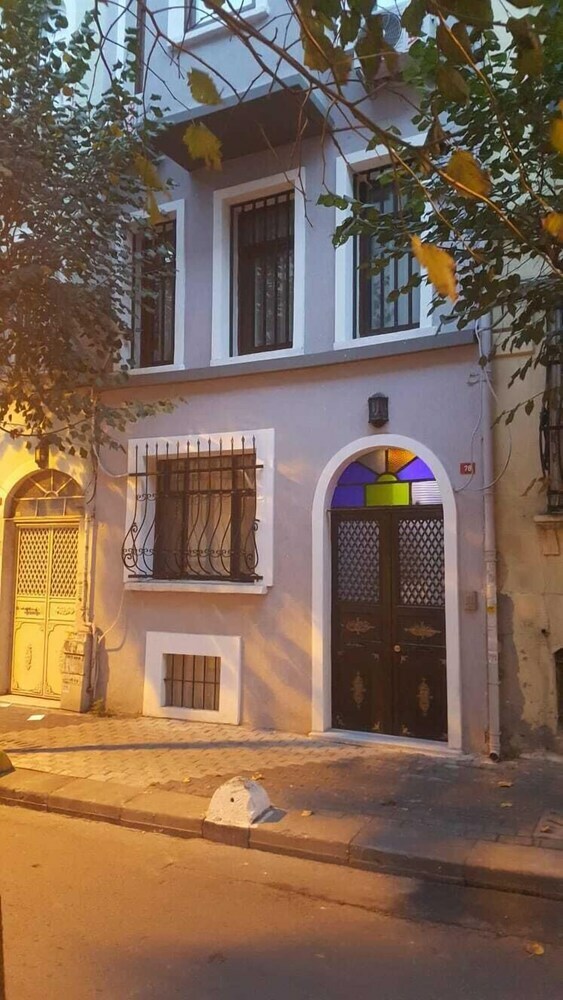 Taksim Aparts Roncalli