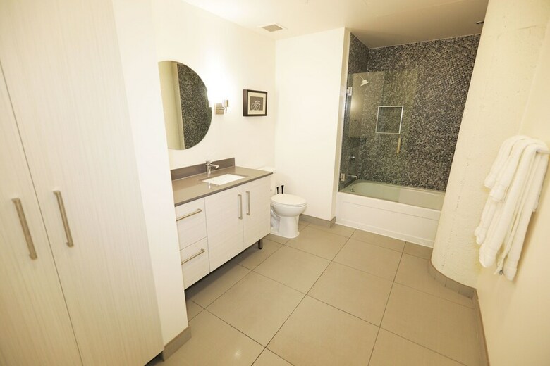 Aparthotel Downtown Lofty Suites