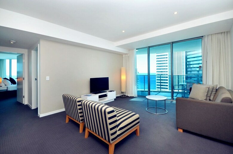 H Residence Apartments- Holiday Paradise