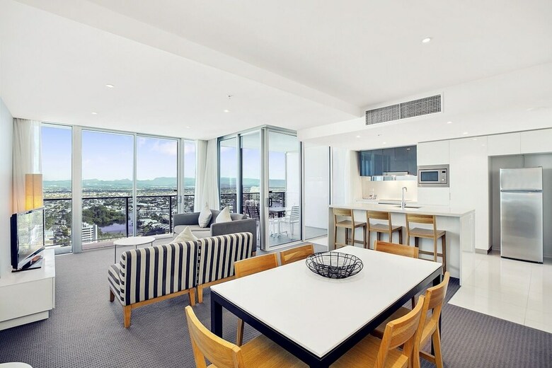 H Residence Apartments- Holiday Paradise