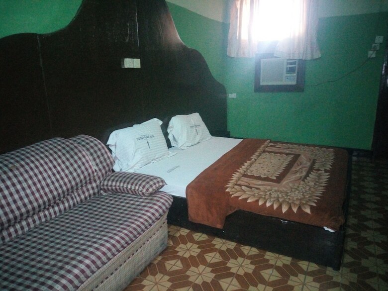 Hotel Sylvia's Place