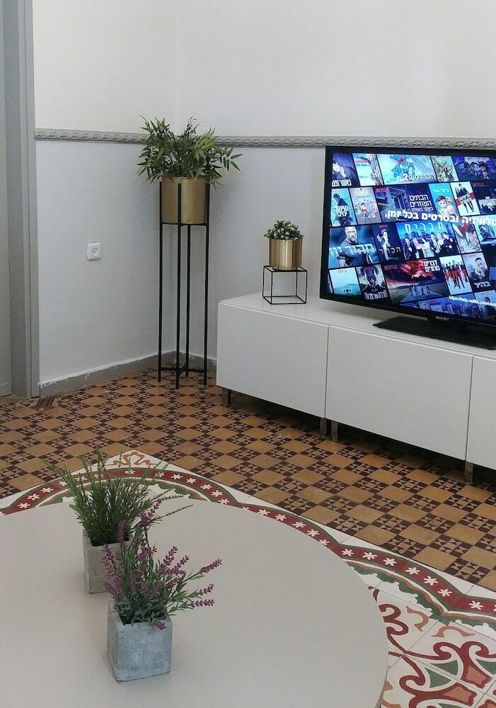 Neve Tzedek Apartments