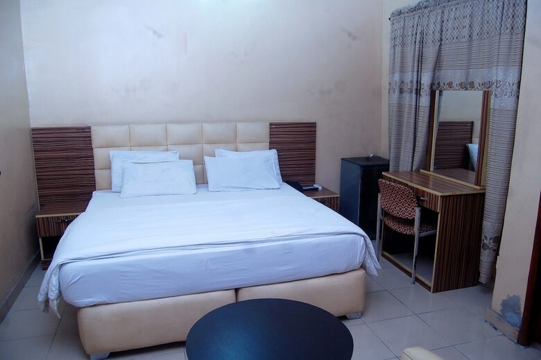 Oasis Green Garden Hotel