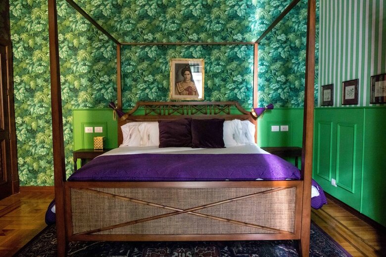 Bed & Breakfast Pug Seal Anatole France