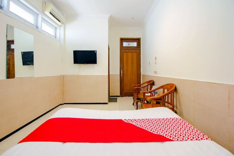 Oyo 1683 Hotel Musafira Syariah