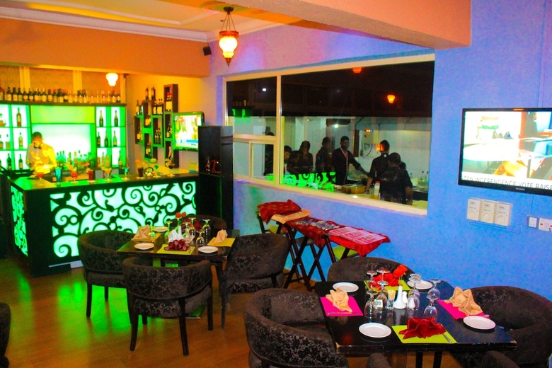 Serendib Hotel And Suites