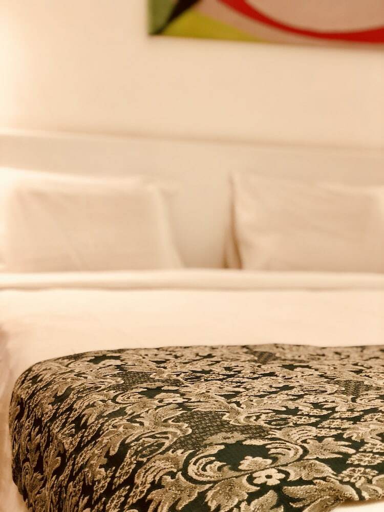 Hotel Boulevard Plaza