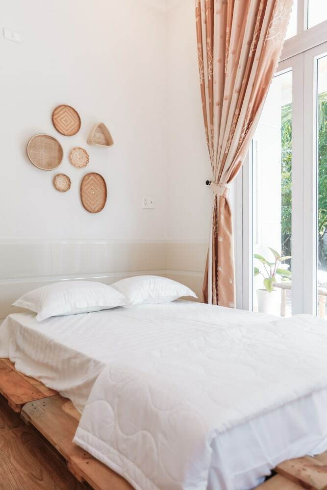 Hostal Bisou De La Riviere - Hostel