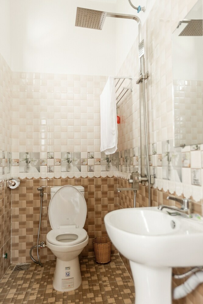 Hostal Bisou De La Riviere - Hostel